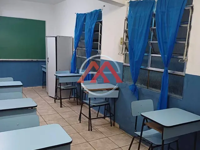 Galpão / Barracão com 165m², à venda, no bairro Vila Tolstoi em São Paulo