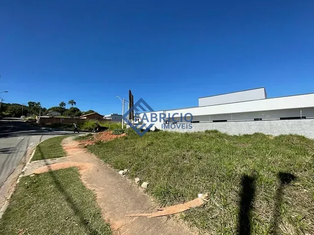 Terreno com 257m², à venda, no bairro Bosque em Vinhedo