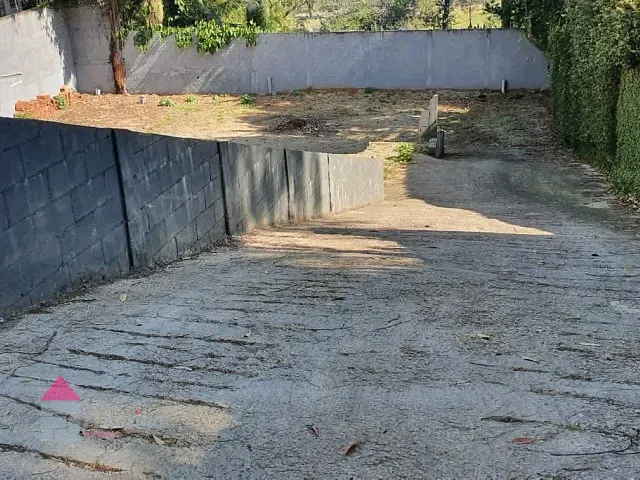 Terreno com 930m², à venda, no bairro Fazenda Morumbi em São Paulo