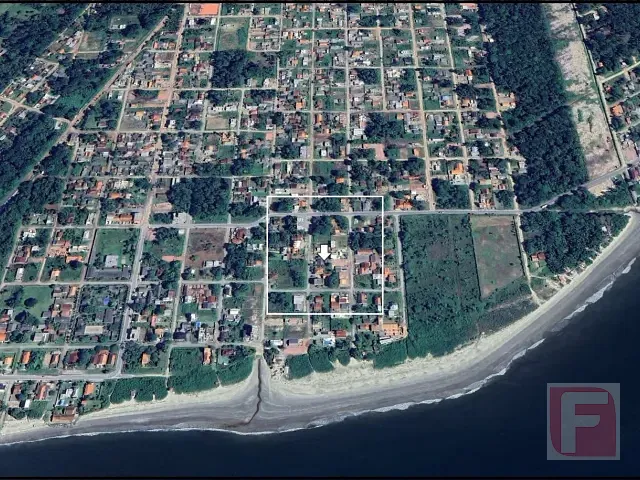 Terreno com 390m², à venda, no bairro Pontal do Norte em Itapoá