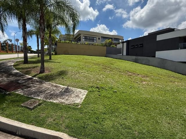 Terreno com 558m², à venda, no bairro Condomínio Residencial Alphaville em São José dos Campos