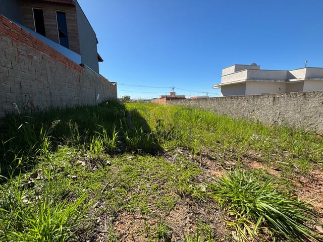 Terreno com 250m², à venda, no bairro JARDIM SÃO LUCAS em SALTO DE PIRAPORA