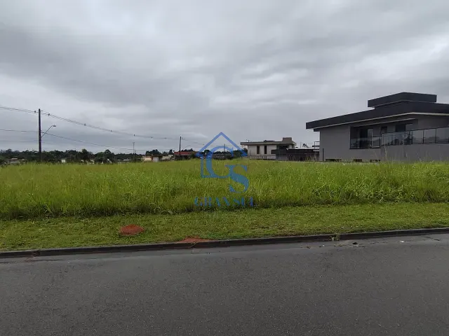Terreno com 1267m², à venda, no bairro Fazenda da Ilha em Embu-Guaçu