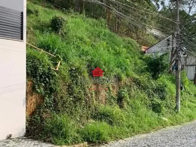 Terreno com 400m², à venda, no bairro Cônego em Nova Friburgo
