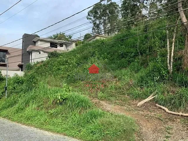 Terreno com 400m², à venda, no bairro Cônego em Nova Friburgo