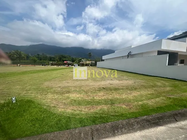 Terreno com 360m², à venda, no bairro Costa Nova em Caraguatatuba
