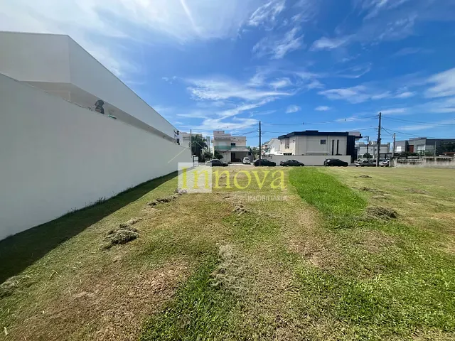 Terreno com 360m², à venda, no bairro Costa Nova em Caraguatatuba