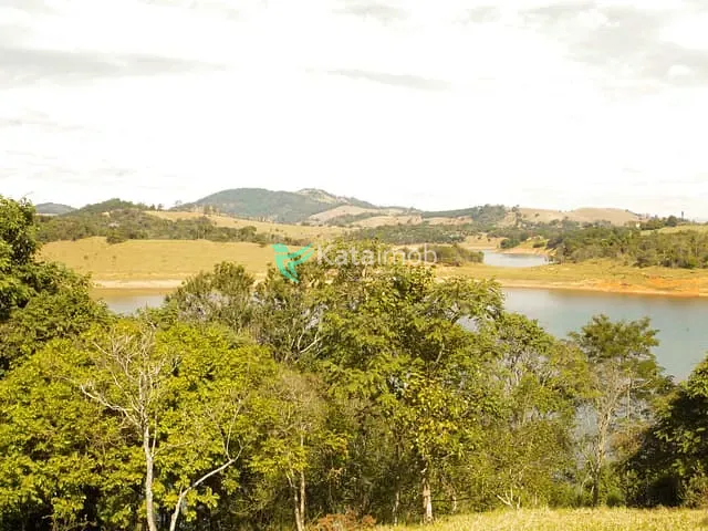 Terreno com 2857m², à venda, no bairro São Sebastião em Joanópolis