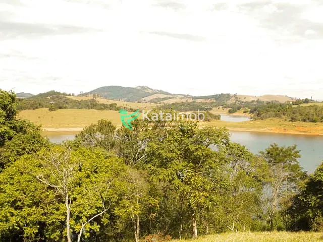 Terreno com 2857m², à venda, no bairro São Sebastião em Joanópolis