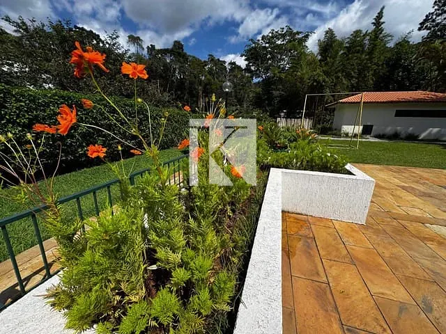Terreno com 889m², à venda, no bairro Posse em Teresópolis