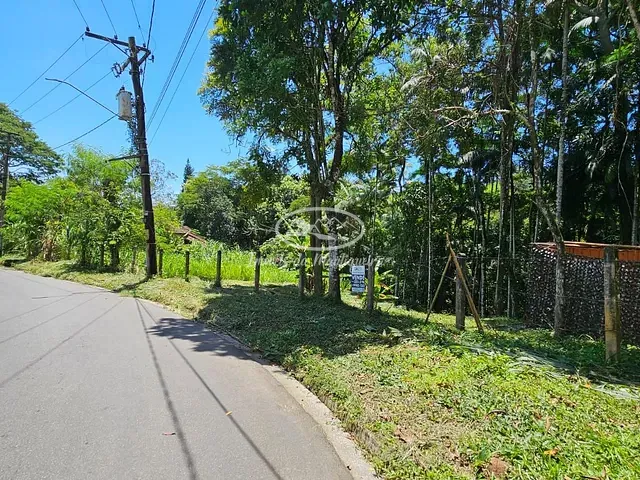 Terreno com 2300m², à venda, no bairro Fazendinha (Penedo) em Itatiaia