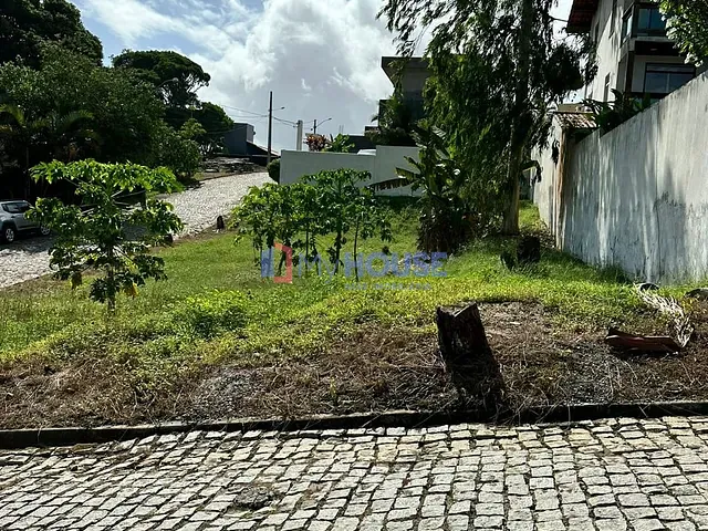 Terreno com 514m², à venda, no bairro Nossa Senhora da Vitória em Ilhéus