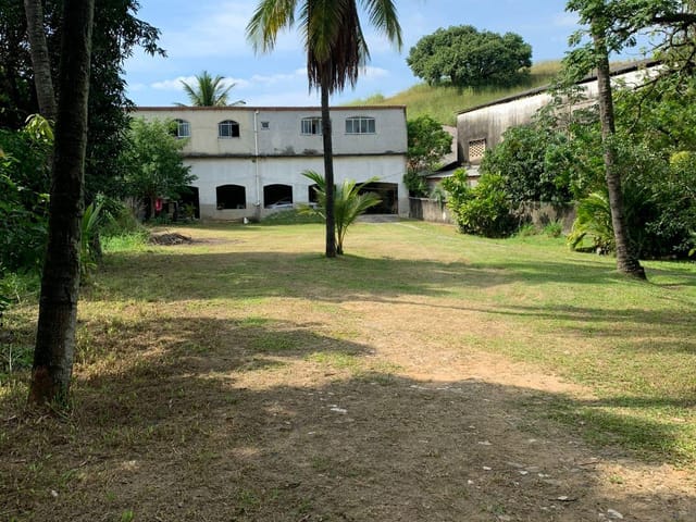 Casa com 592m² 2 quartos e 2 banheiros, à venda, no bairro Campo Grande em Rio de Janeiro
