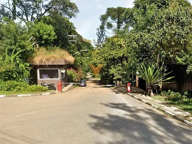 Terreno com 907m², à venda, no bairro Vila Santo Antônio em Cotia