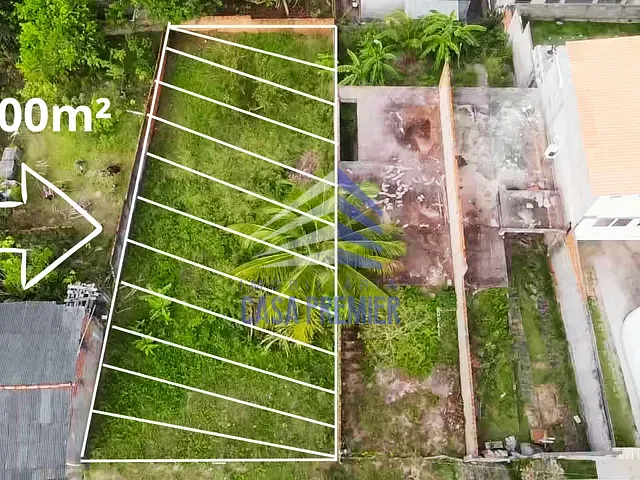 Terreno com 720m², à venda, no bairro Olivença em Ilhéus