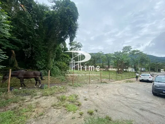 Terreno com 551m², à venda, no bairro Engenho do Mato em Niterói