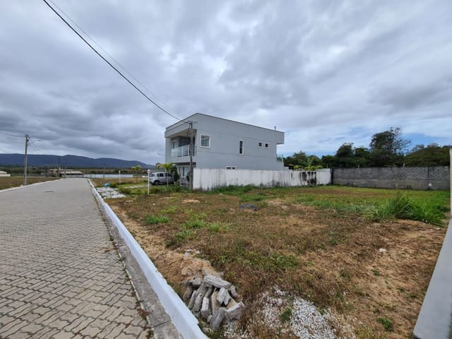 Terreno com 435m², à venda, no bairro Alto do Garrote em Caucaia