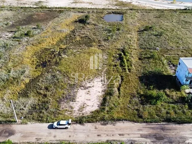 Terreno com 800m², à venda, no bairro Jorge Leite em Maraú
