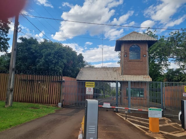 Terreno com 1500m², à venda, no bairro Estância Cabral em Cambé