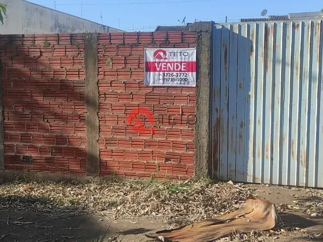 Terreno com 300m², à venda, no bairro Jardim Licce em Maringá