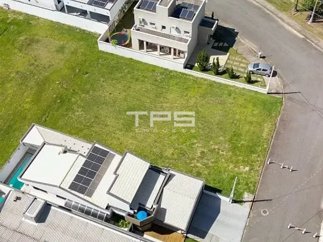 Terreno com 300m², à venda, no bairro Barranco Alto em Potim