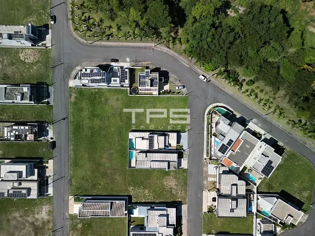 Terreno com 300m², à venda, no bairro Barranco Alto em Potim