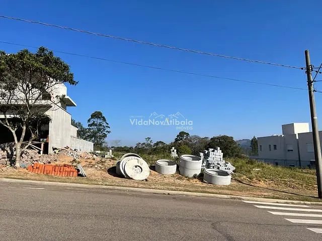 Terreno com 599m², à venda, no bairro Centro em Mairiporã