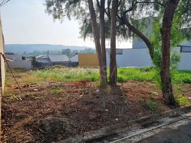 Terreno com 250m², à venda, no bairro Loteamento Porto Fino em Rio Claro
