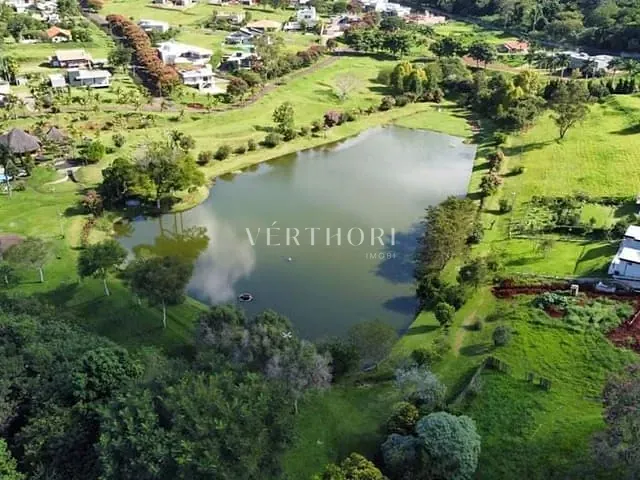 Terreno com 1593m², à venda, no bairro Loteamento Terras de Canaã em Cambé