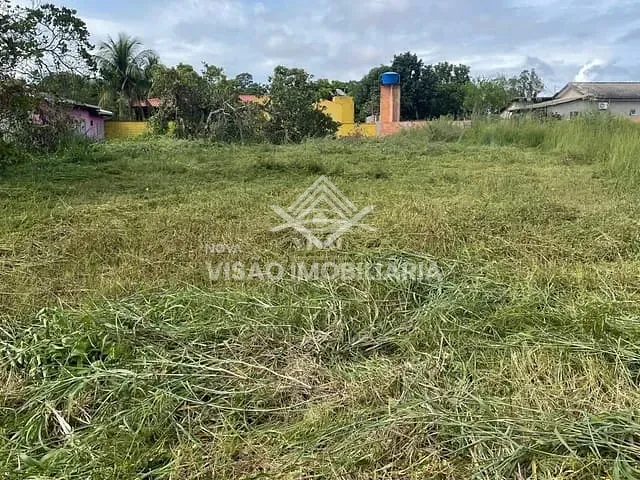 Terreno com 630m², à venda, no bairro Camping Club em Sinop