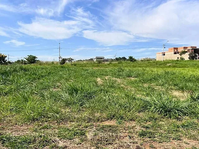 Terreno com 360m², à venda, no bairro Florabella I em Holambra