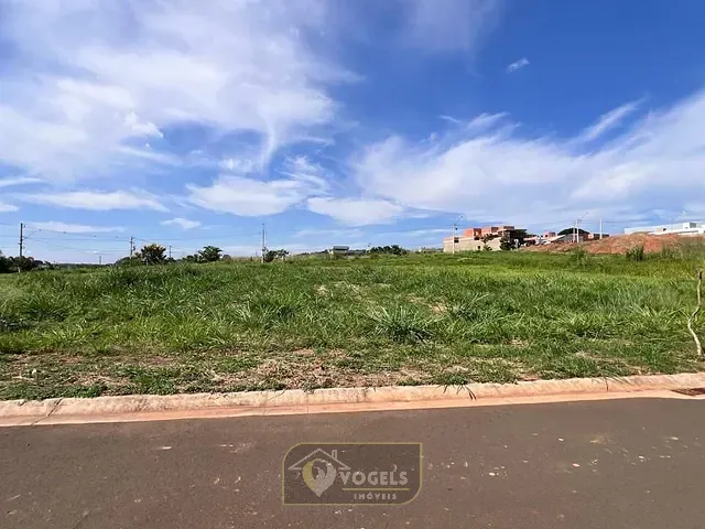 Terreno com 360m², à venda, no bairro Florabella I em Holambra