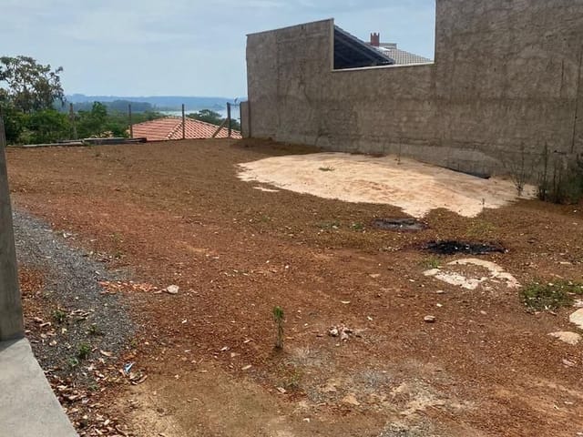 Terreno com 850m², à venda, no bairro Zona Rural em Abadiânia