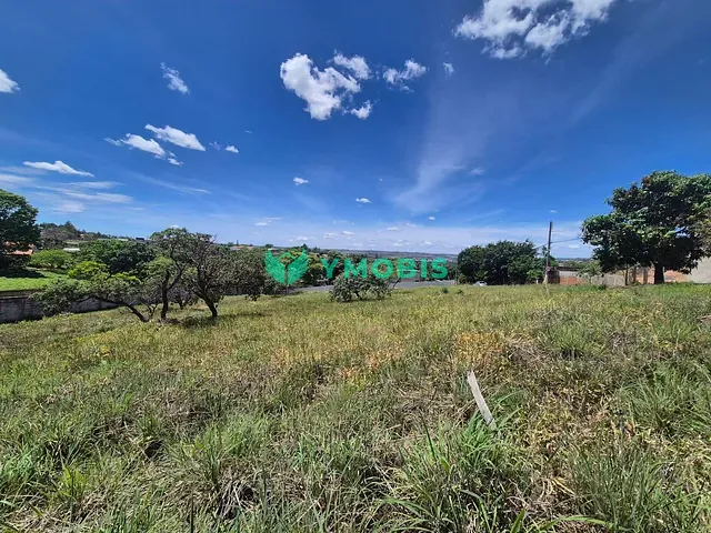Terreno com 750m², à venda, no bairro Setor Habitacional Jardim Botânico em Brasília