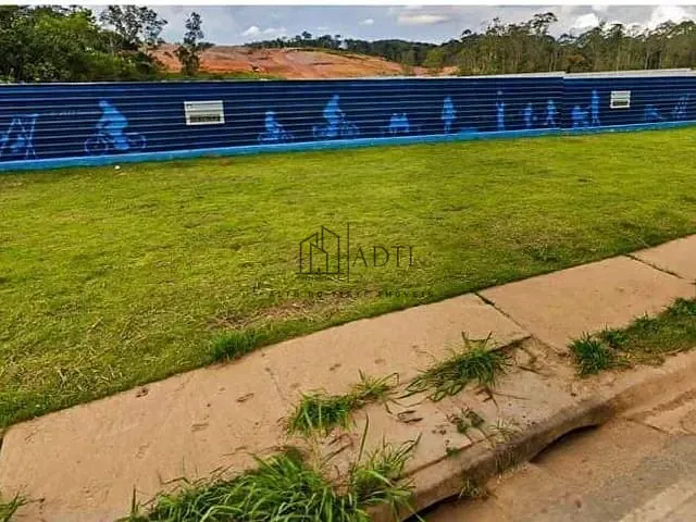 Terreno com 6054m², à venda, no bairro Cézar de Souza em Mogi das Cruzes