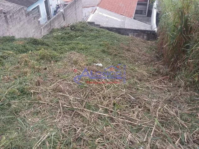Terreno com 140m², à venda, no bairro Parque dos Príncipes em Jacareí