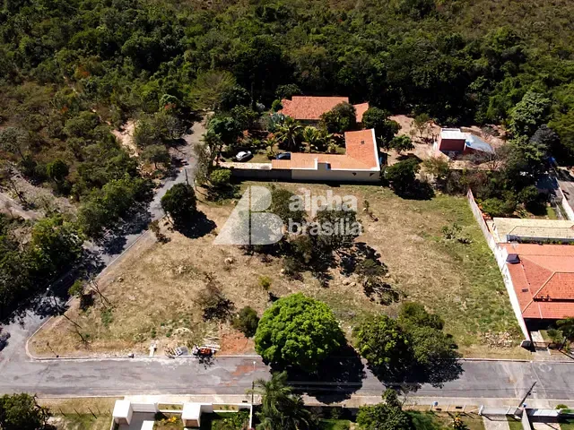Terreno com 1010m², à venda, no bairro Setor Habitacional Jardim Botânico em Brasília