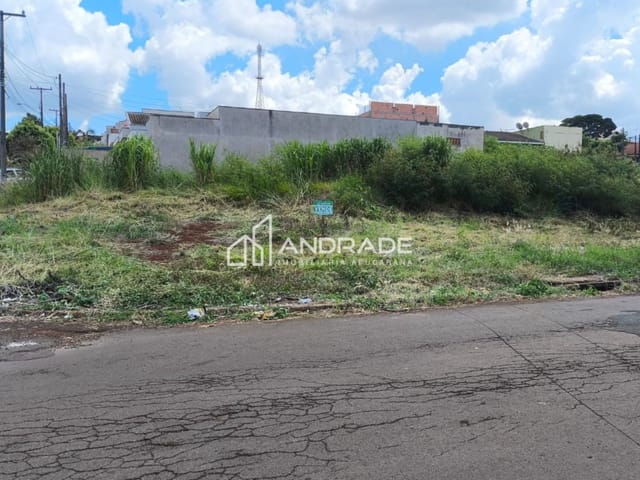 Terreno com 319m², à venda, no bairro Vila Residencial Isabela em Apucarana