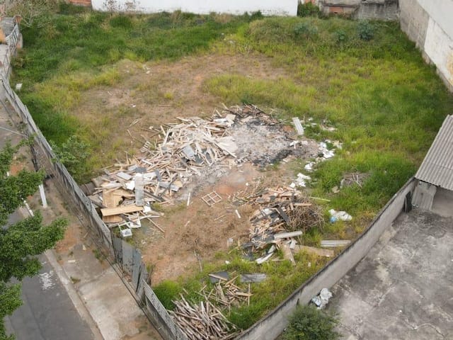 Terreno com 1100m², para alugar, no bairro Vila Pires em Santo André