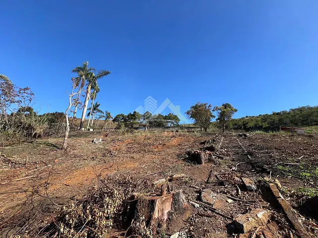 Terreno com 4500m², à venda, no bairro Recanto dos Lagos em Juiz de Fora