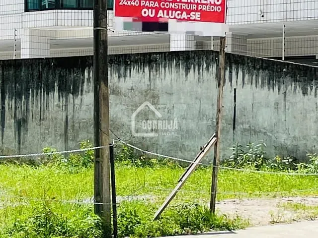 Terreno com 24m², à venda, no bairro Enseada em Guarujá