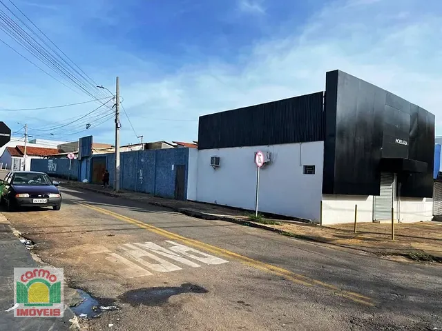 Terreno com 1200m², à venda, no bairro Vila Santa Isabel em Anápolis