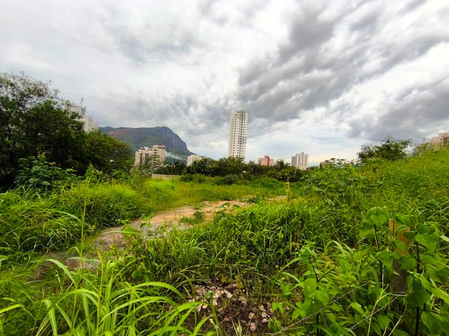 Terreno com 1000m², à venda, no bairro Alto Esplanada em Governador Valadares