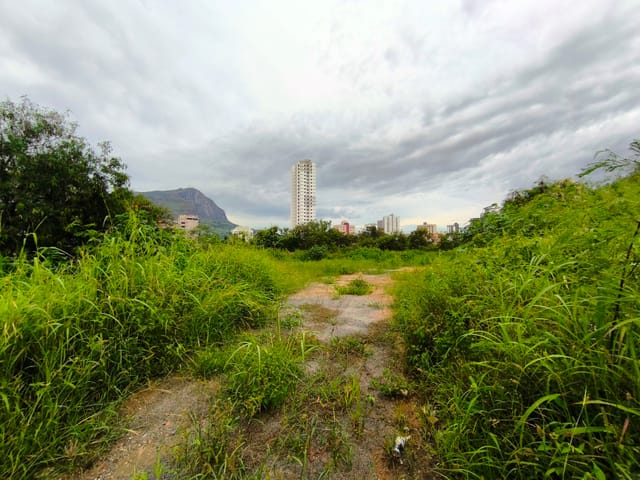 Terreno com 1000m², à venda, no bairro Alto Esplanada em Governador Valadares