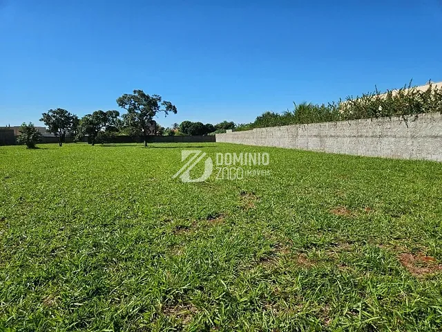 Terreno com 2000m², à venda, no bairro Residencial Mário de Almeida Franco em Uberaba