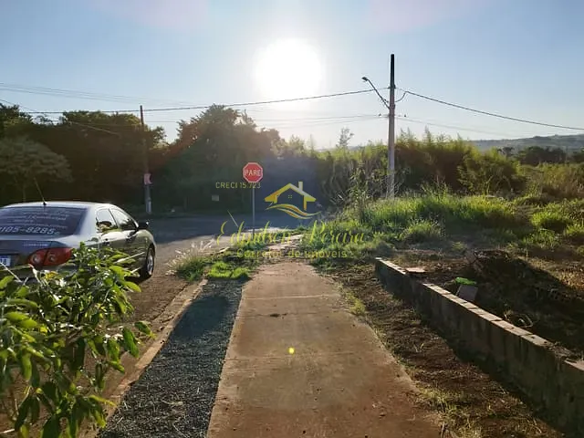Terreno com 252m², à venda, no bairro Jardim Verona em Londrina