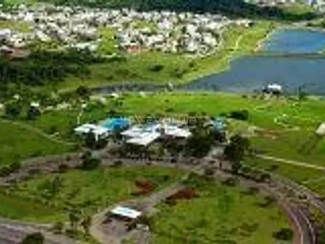 Terreno com 579m², à venda, no bairro Residencial Alphaville Flamboyant em Goiânia