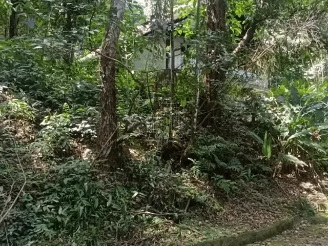 Terreno com 544m², à venda, no bairro Limoeiro em Guapimirim