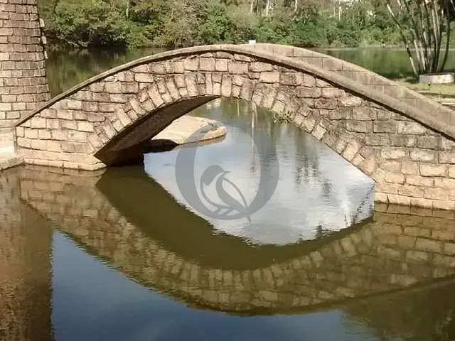 Terreno com 186m², à venda, no bairro Residencial Jardins da Catalunha em Atibaia