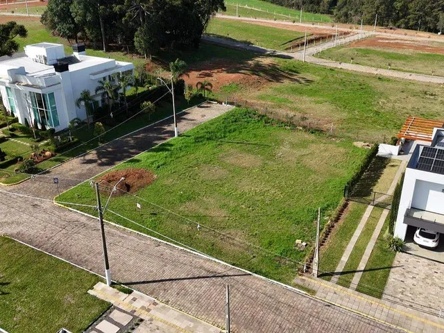 Terreno com 935m², à venda, no bairro Paraiso em Vila Flores